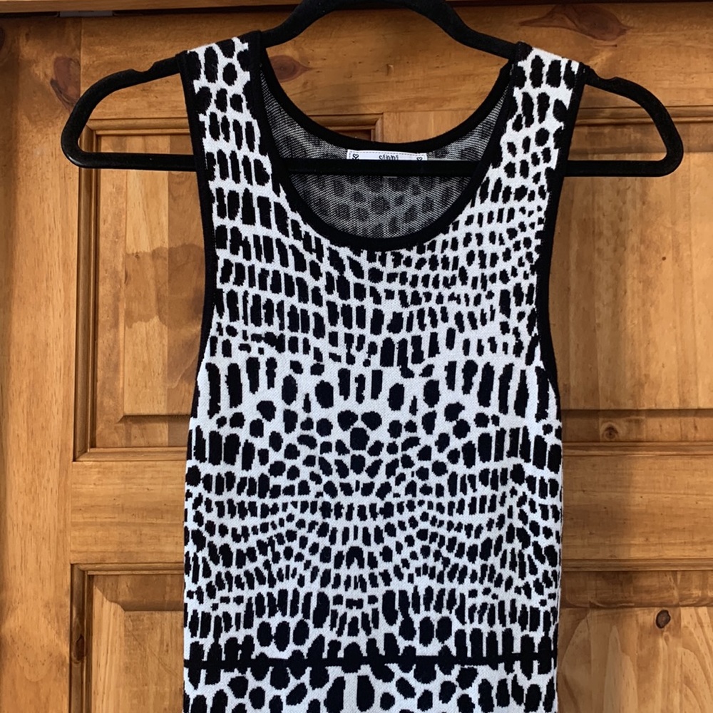 Sioni black and white knit dress in size M - Picture 4 of 17